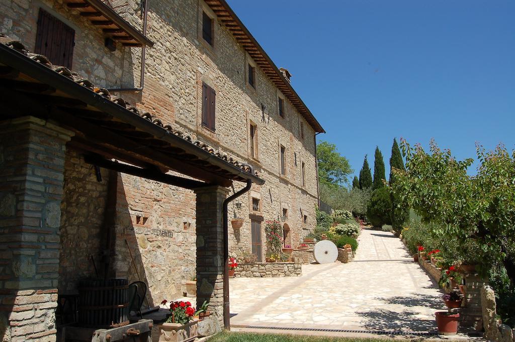 Agriturismo Casale Dei Frontini San Terenziano Exterior photo