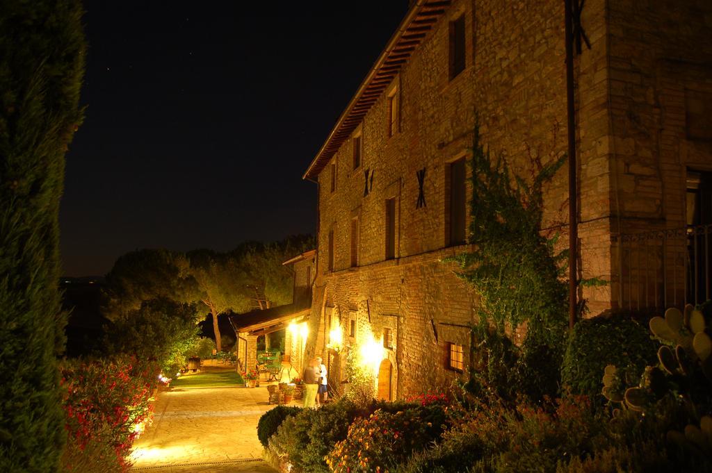 Agriturismo Casale Dei Frontini San Terenziano Exterior photo