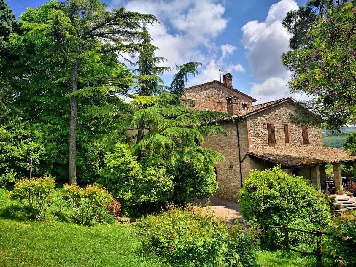 Agriturismo Casale Dei Frontini San Terenziano Exterior photo